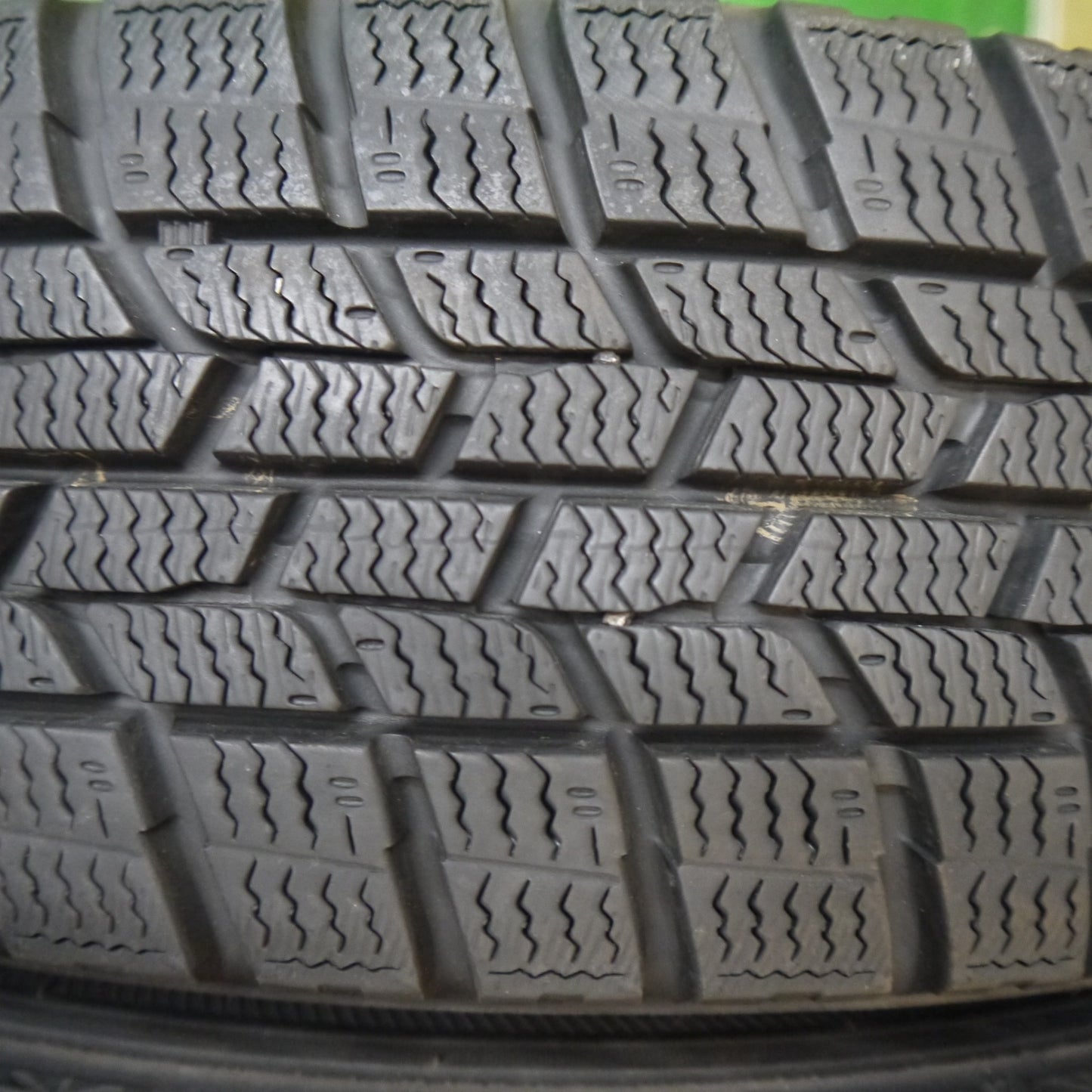 バリ溝！キレイ！9.5分以上★スタッドレス 155/65R14 グッドイヤー アイスナビ6 Club Family クラブファミリー 14インチ PCD100/4H★5120210Hス