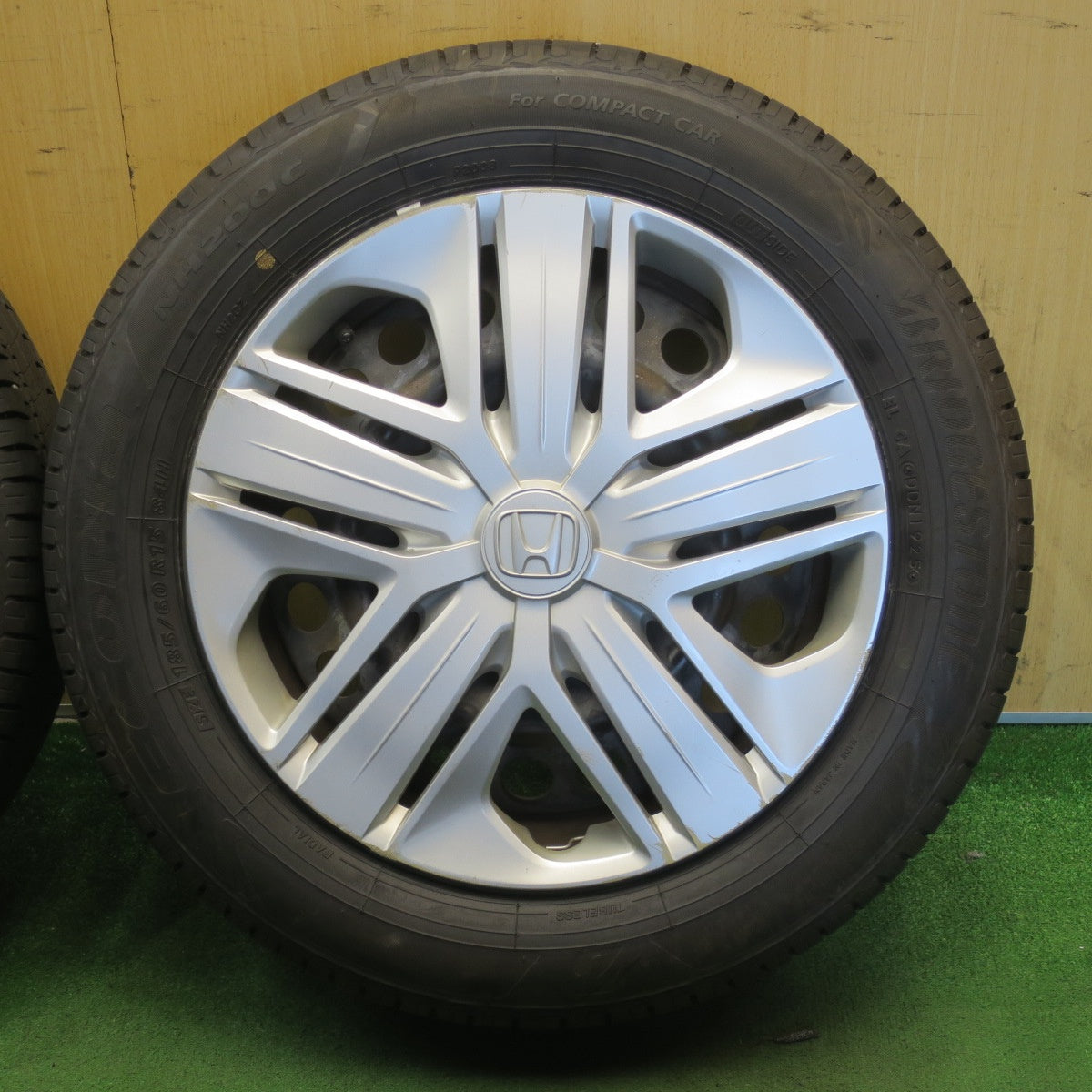 ほぼ未使用！25年◎ホンダ GK フィット 純正 スチール 185/60R15 ブリヂストン エコピア NH200C 15インチ PCD100/4H◎6072504NJノ
