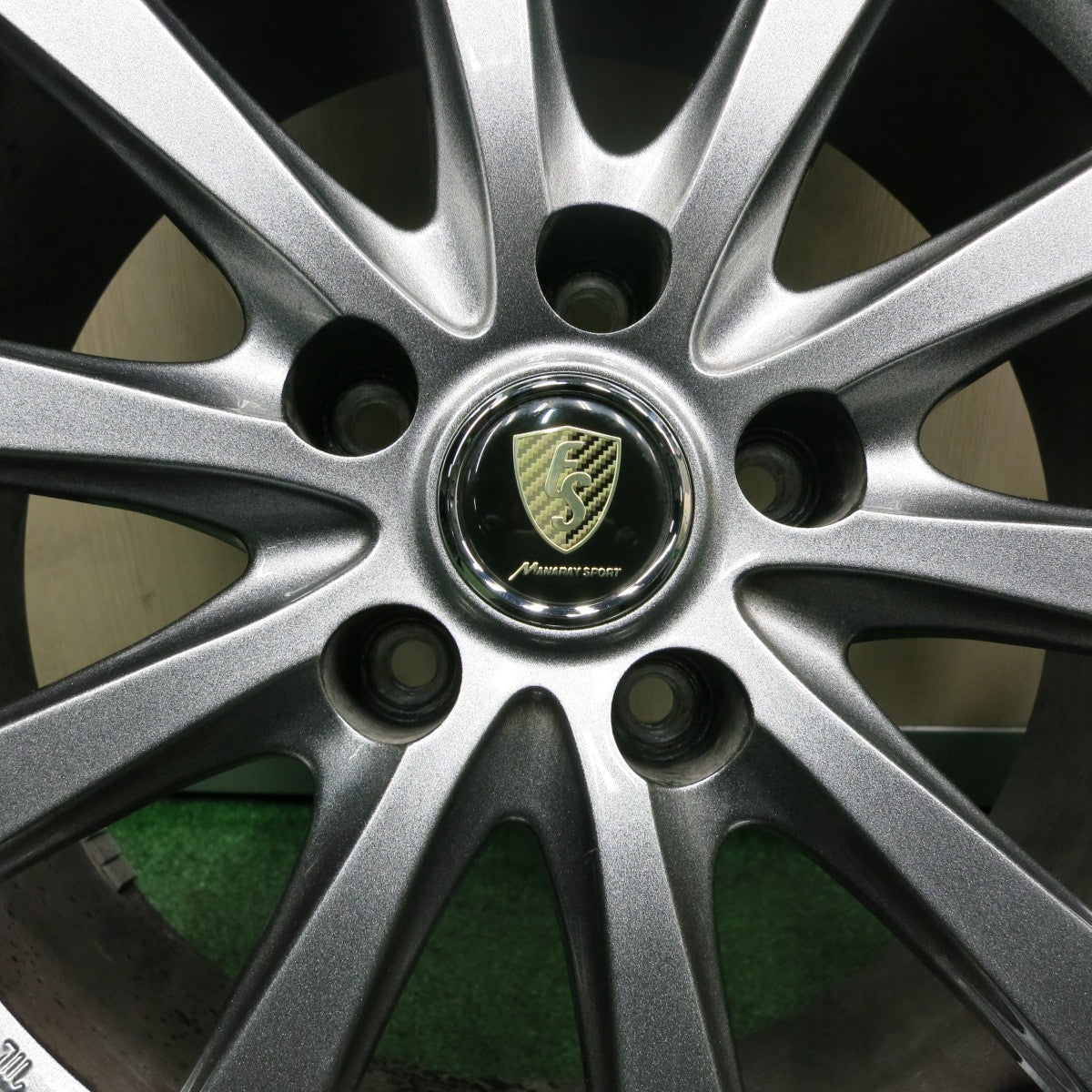 *送料無料* バリ溝！キレイ！9.5分★スタッドレス 225/65R17 ヨコハマ アイスガード G075 MANARAY SPORT マナレイスポーツ PCD114.3/5H★4032507TNス