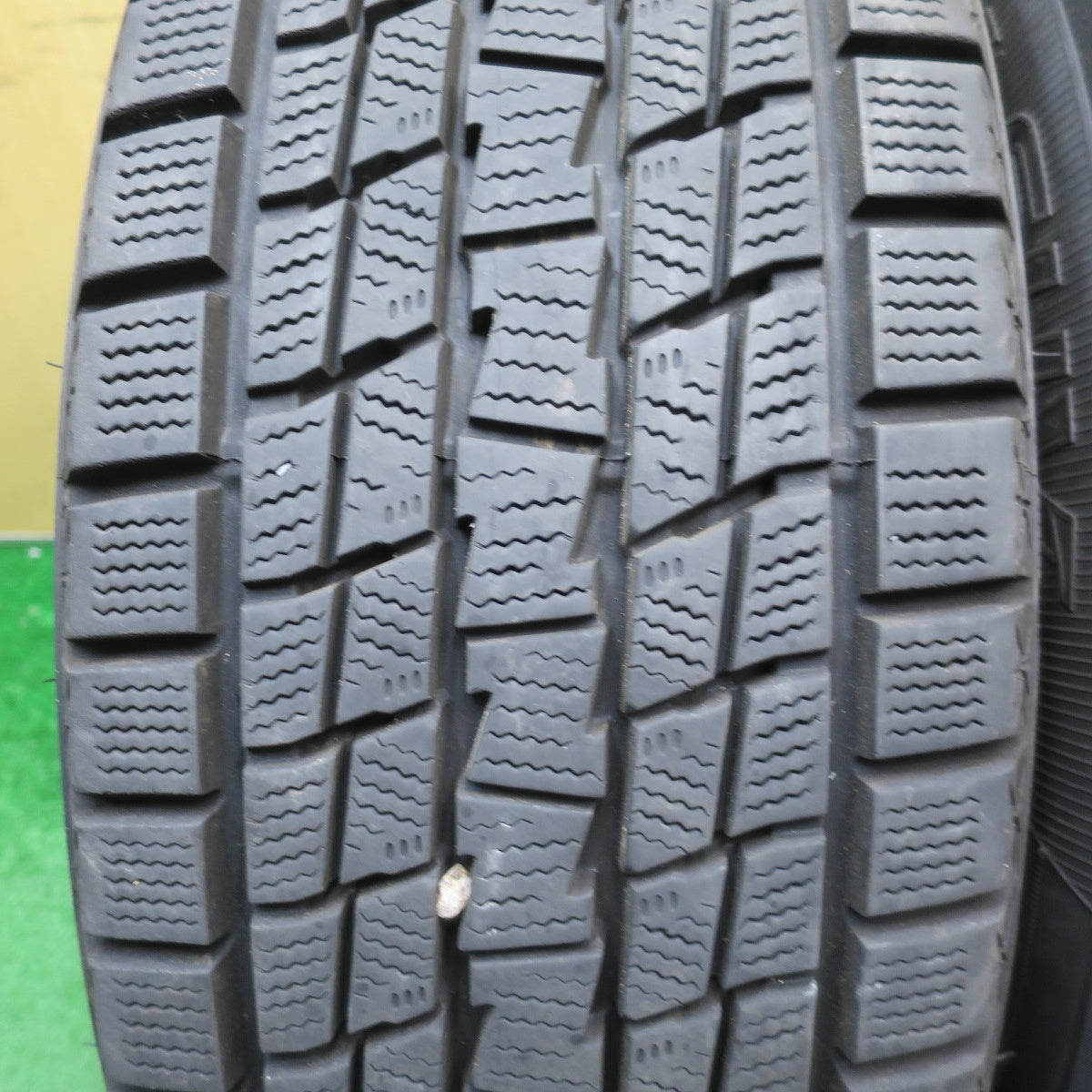 バリ溝！9.5分★スタッドレス 225/65R17 グッドイヤー アイスナビ SUV D.O.S. GavialⅡ DOS 17インチ PCD114.3/5H★5122505NJス