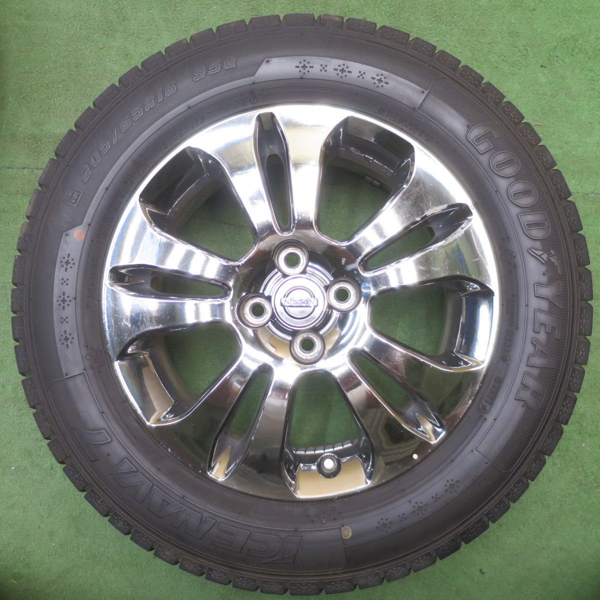 バリ溝！9.5分★日産 ウイングロード ライダー 純正 205/65R16 スタッドレス グッドイヤー アイスナビ7 16インチ PCD100/4H★6051302NJス