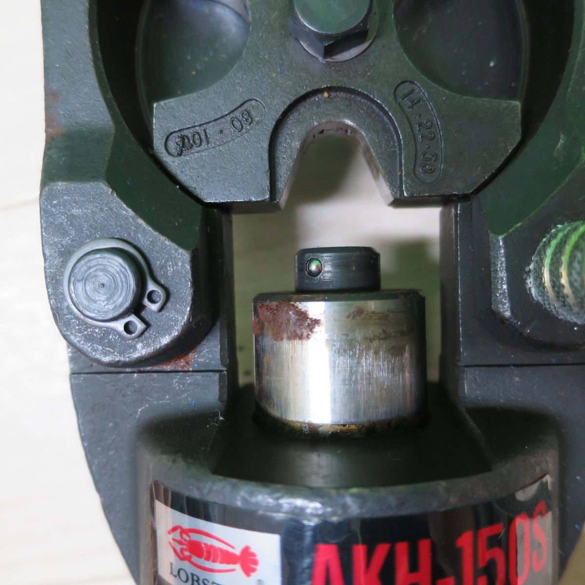 [送料無料] アタッチメント付き☆LOBSTER ロブスター 手動油 圧式 圧着 工具 AKH-150S エビ ロブテックス AKH150S☆