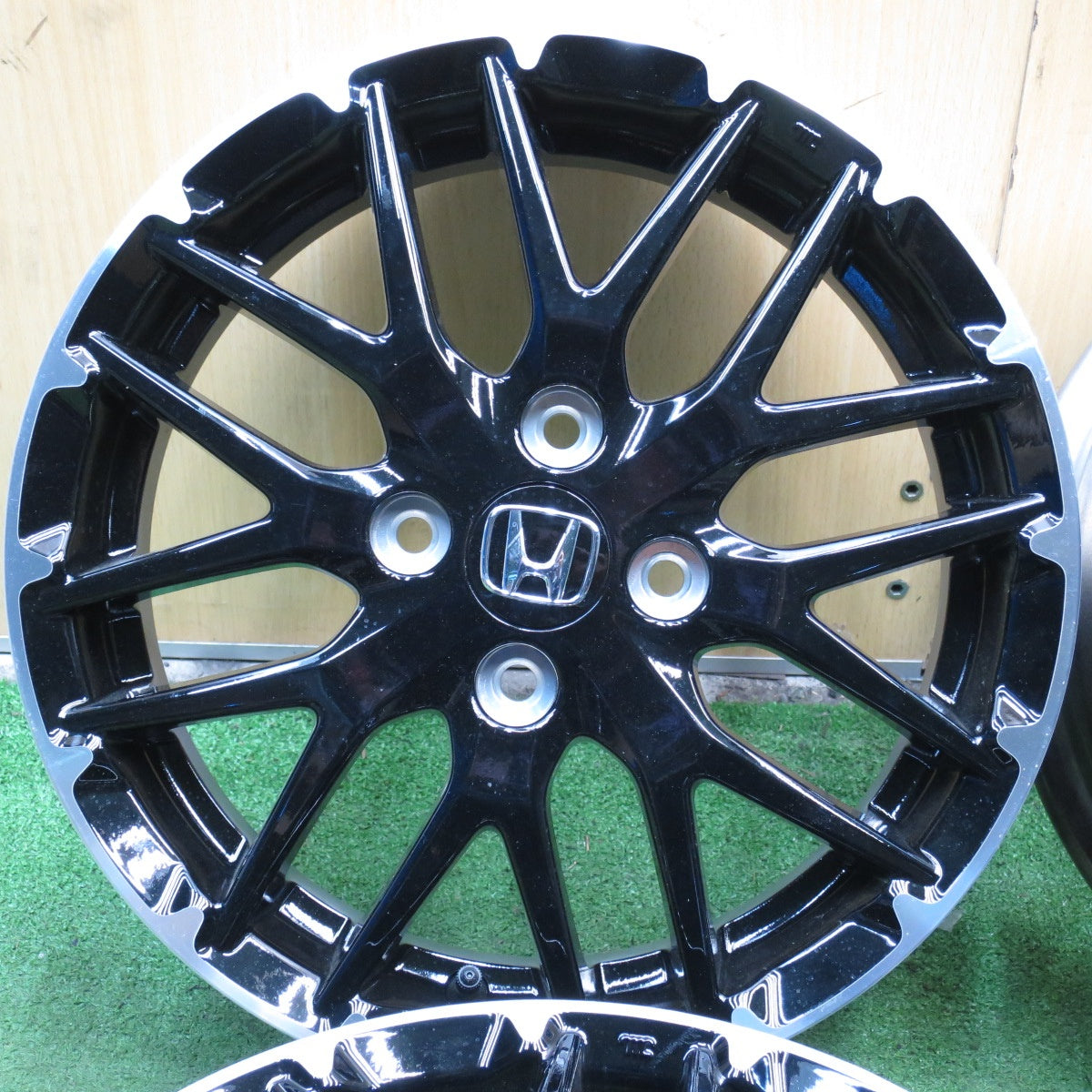 *送料無料* 新車外し★ホンダ N-BOX カスタム コーディネート スタイル 純正 ホイール 15インチ 15×4.5J PCD100/4H★4033002クホ