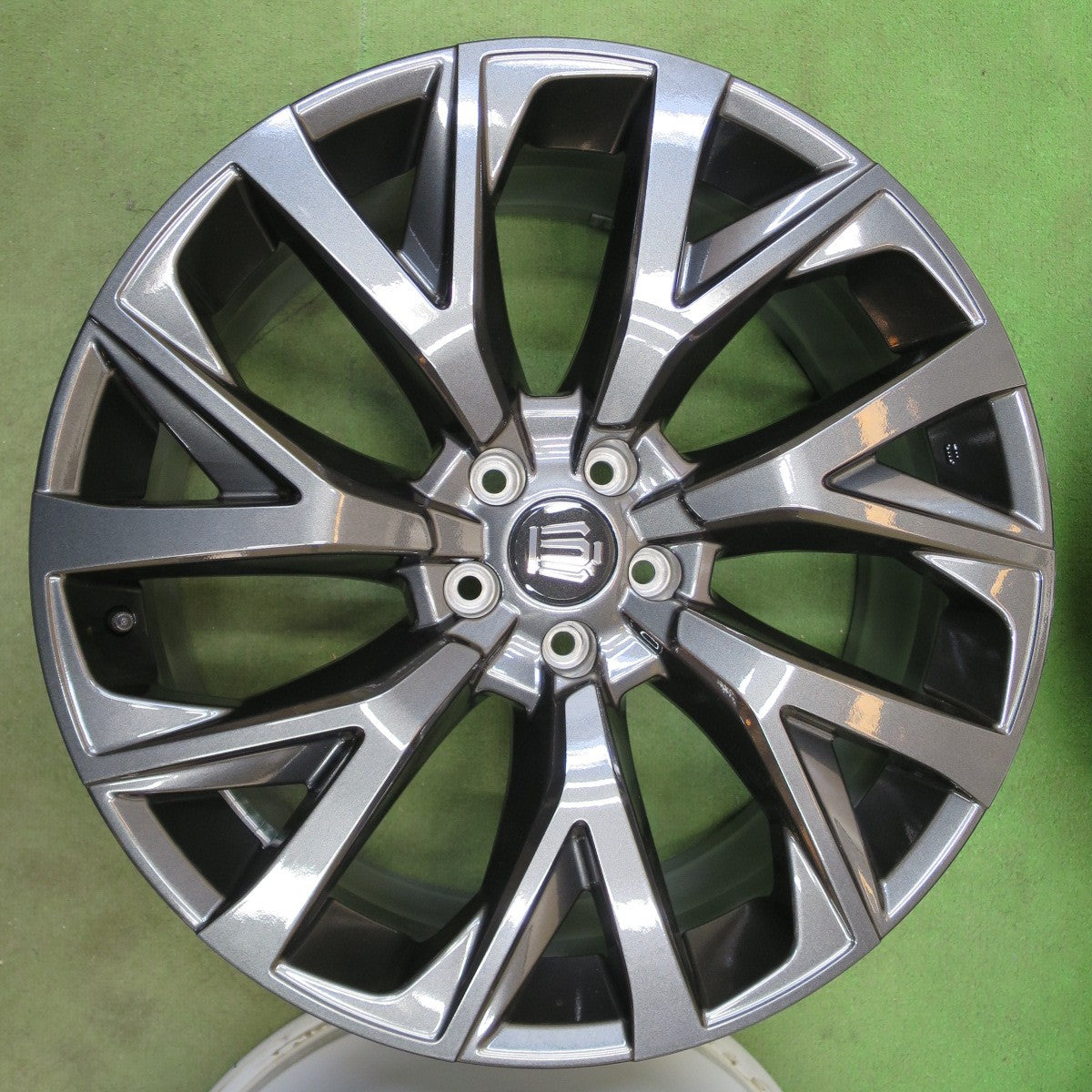 新車外し★トヨタ クラウン エステート Z 純正 ホイール 21インチ 21×8.5J PCD114.3/5H★6061205NGホ