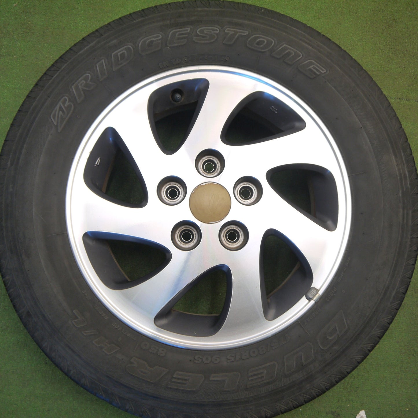 4本価格★ダイハツ テリオスキッド 純正 175/80R15 ブリヂストン デューラー H/L 850 DUELER 15インチ PCD114.3/5H★6031608Hノ