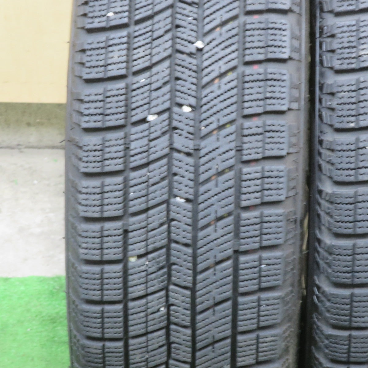 バリ溝！22年！9.5分★スタッドレス 185/60R15 ナンカン アイスアクティバ AW-1 Verthandi ヴェルサンディ ヴェルザンディ 15インチ PCD100/4H★6022004TTス