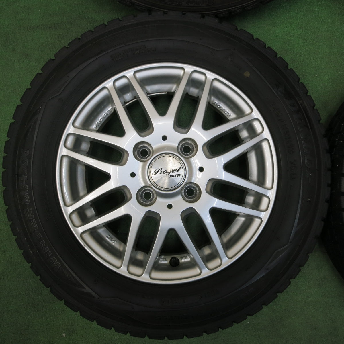 [送料無料] バリ溝！8.5分★スタッドレス 145/80R13 ダンロップ ウインターマックス WM01 Proget ROXCY 13インチ PCD100/4H★4110812SYス