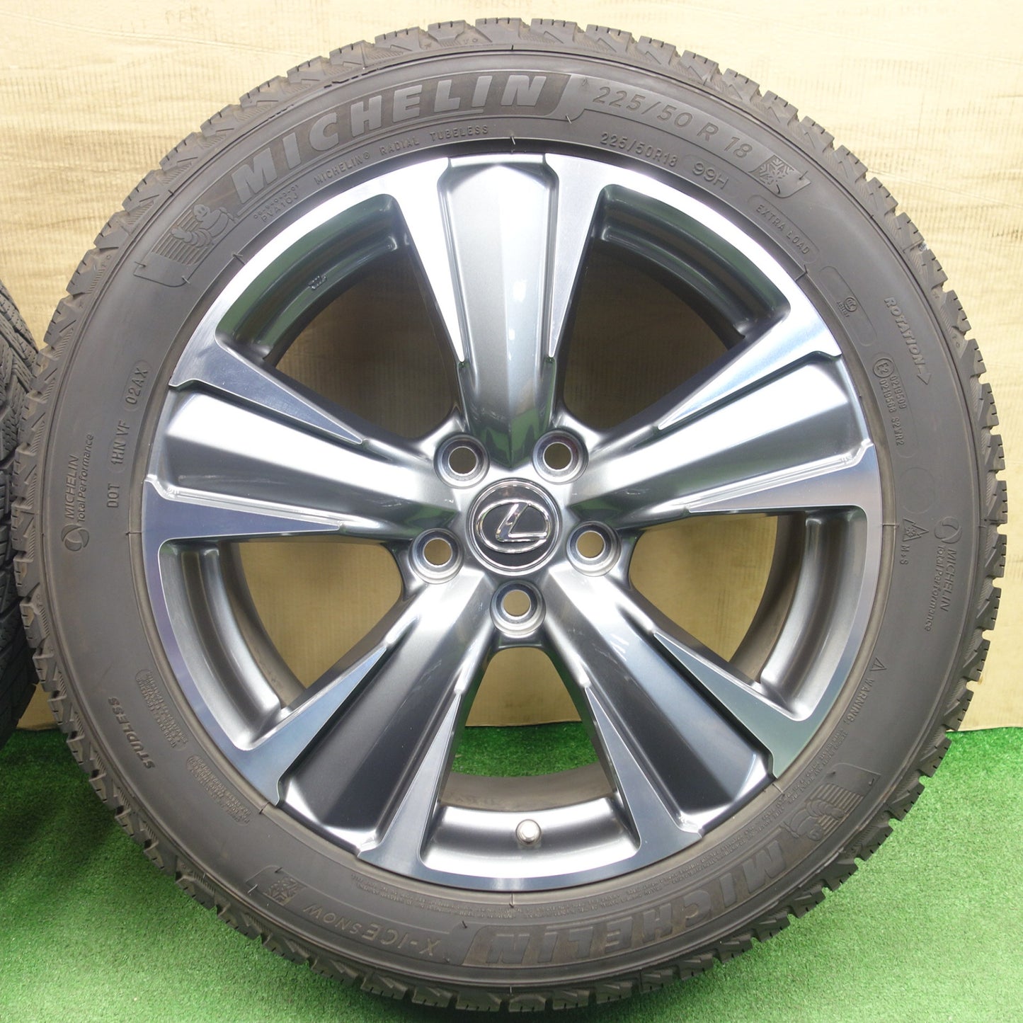 センサー付！バリ溝！23年！キレイ！9.5分★レクサス UX 純正 225/50R18 スタッドレス ミシュラン X-ICE SNOW 18インチ PCD114.3/5H★6031305KTス