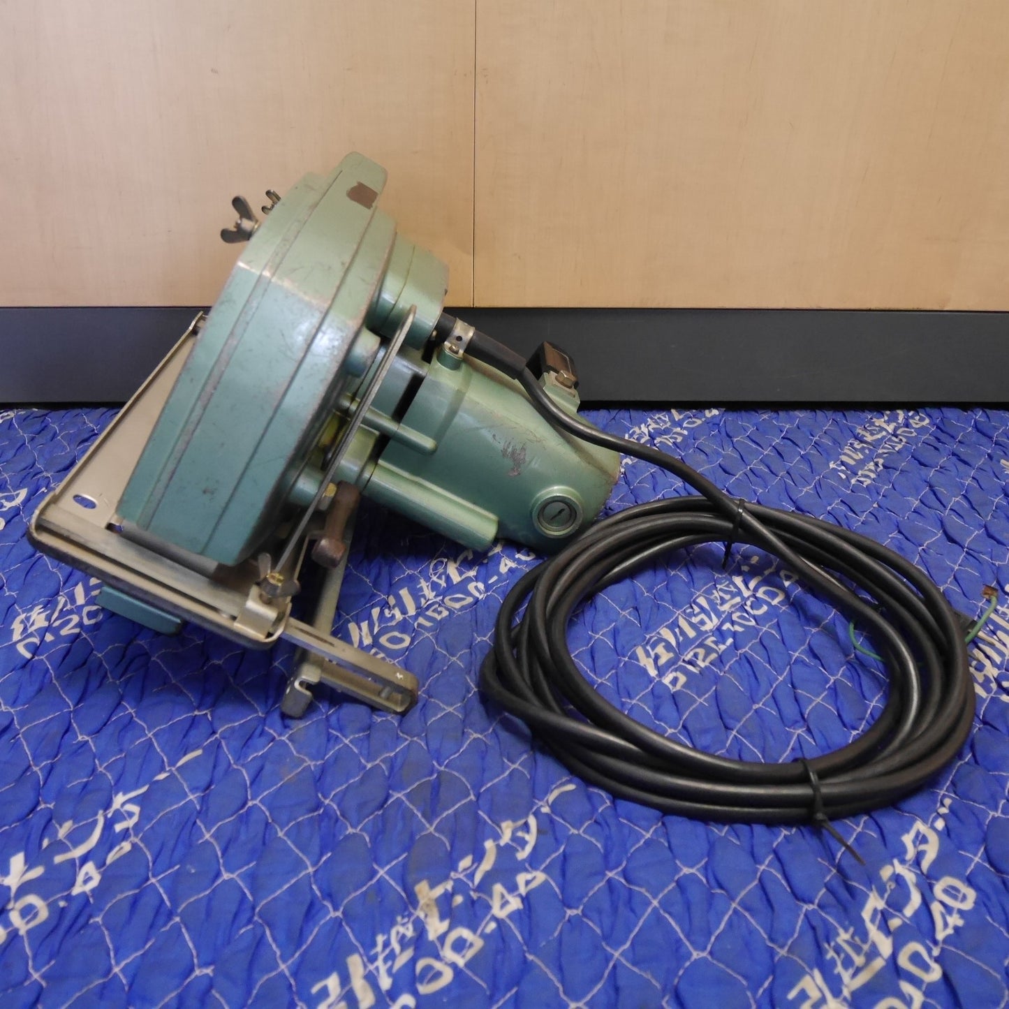 [送料無料] ☆日立 電気 ほぞ取り PTB-10Z ブレーキ付き 電動 工具 ホゾ取り 切断 機 丸のこ 丸ノコ マルノコ 丸鋸 HITACHI☆