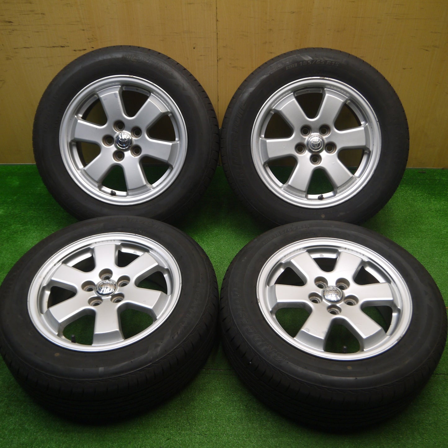 [送料無料] バリ溝!22年!9.5分★トヨタ 20系 プリウス 純正 185/65R15 ブリヂストン ネクストリー エコピア 15インチ PCD100/5H★4101803Hノ