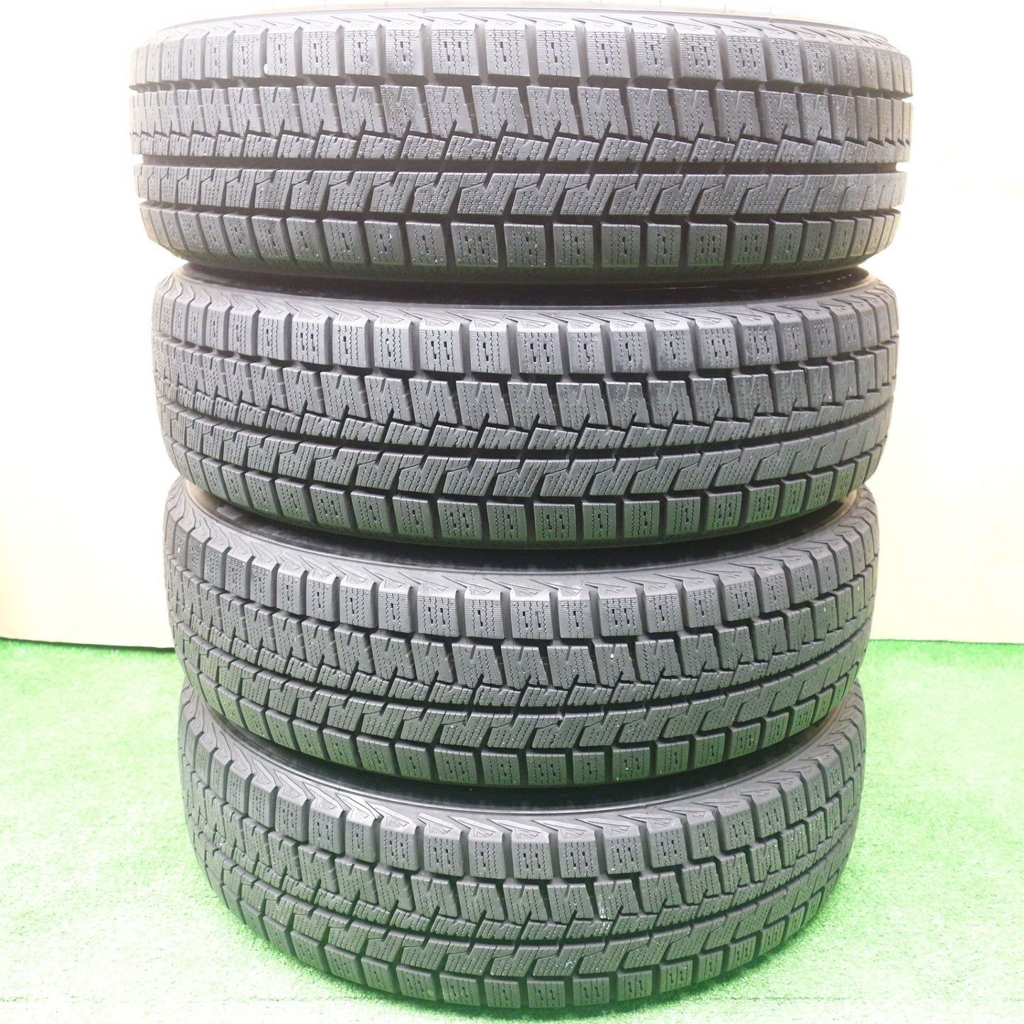 バリ溝！24年！キレイ！ほぼ10分★スタッドレス 155/65R14 クムホ WINTERCRAFT ice Wi61 QRASIZ VS6 クレイシズ 14インチ PCD100/4H★5122802KTス