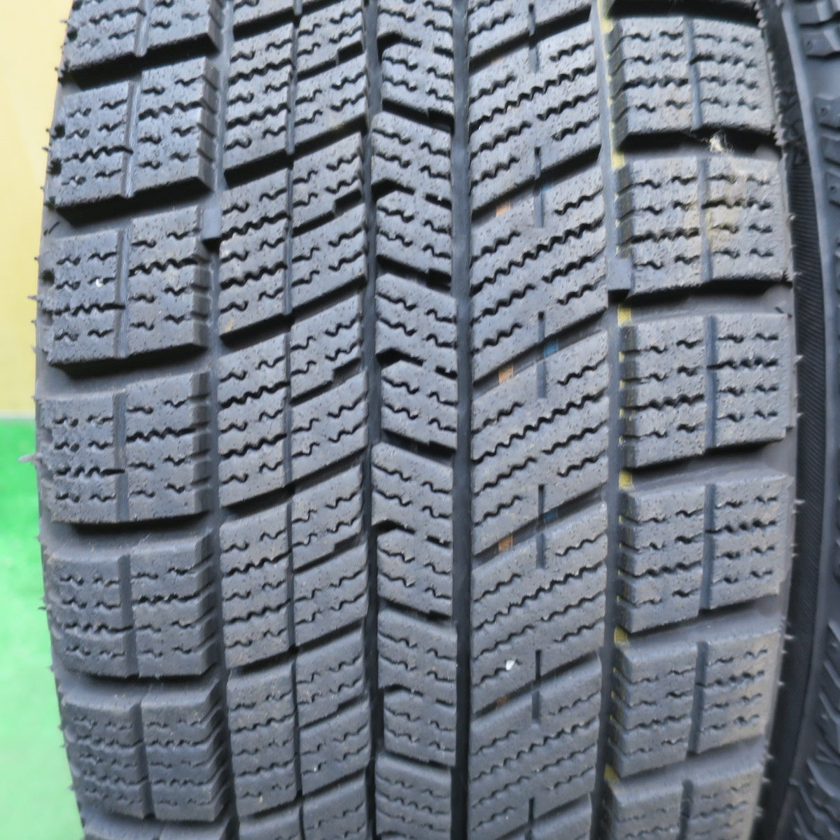 バリ溝！23年！9.5分★スタッドレス 165/55R14 ナンカン アイスアクティバ AW-1 Verthandi ヴェルザンディ 14インチ 軽サイズ ワゴンR ゼスト 等 PCD100/4H★6031805NJス