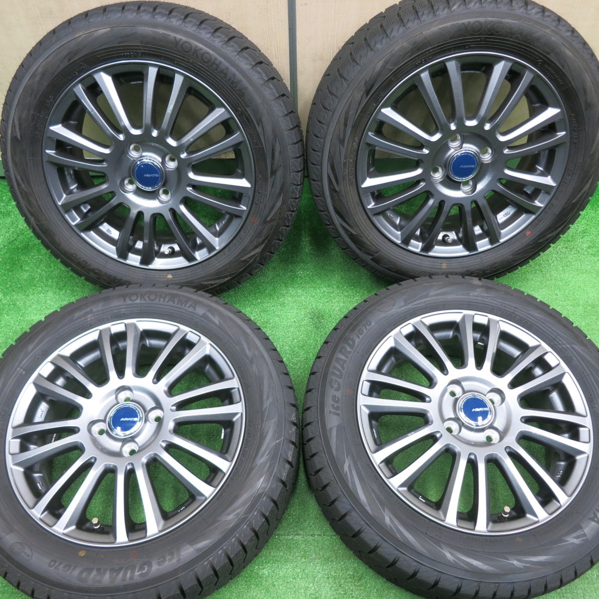 [送料無料] バリ溝！21年！キレイ！ほぼ10分★スタッドレス 185/60R15 ヨコハマ アイスガード iG70 ABATIS 15インチ PCD100/4H★4111506NJス