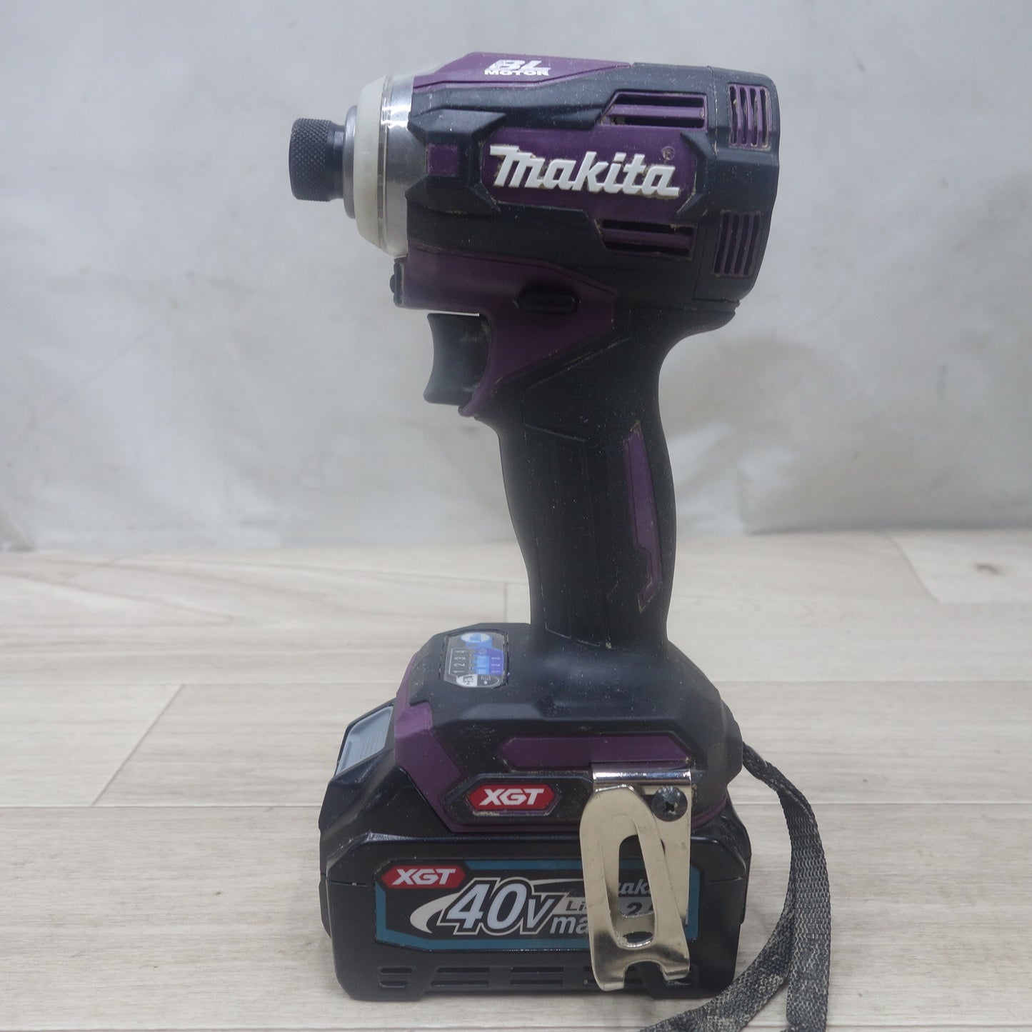 [送料無料] 付属品付き◆マキタ 充電式 インパクト ドライバ 40V TD001G バッテリー BL4025 充電器 DC40RA バッテリー ケース付 電動 工具 makita◆