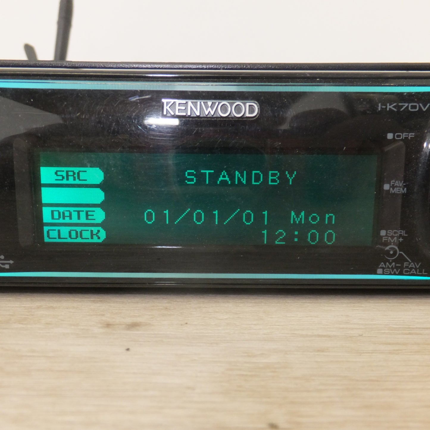 [送料無料] ★ケンウッド KENWOOD カーオーディオ 1DIN コンポ CD RECEIVER I-K70V[75]★
