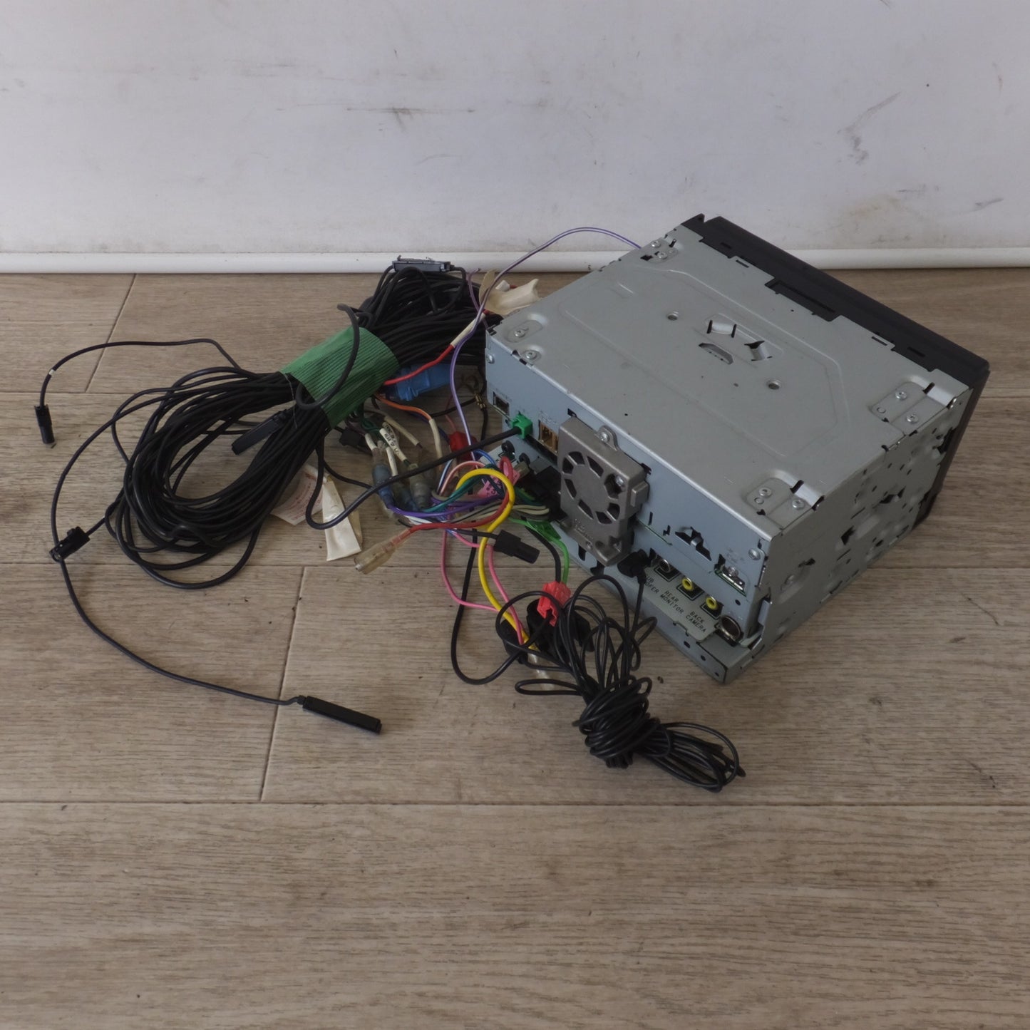 [送料無料] ★カロッツェリア carrozzeria AV一体型メモリーナビゲーション 楽ナビ AVIC-RZ77(11)★