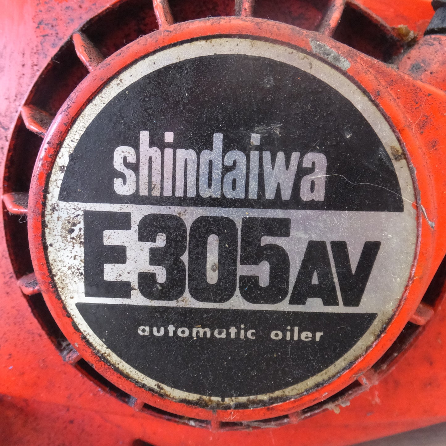 [送料無料] 岐阜発 ジャンク★新ダイワ shindaiwa チェーンソー エンジン ペッカー E305AV★