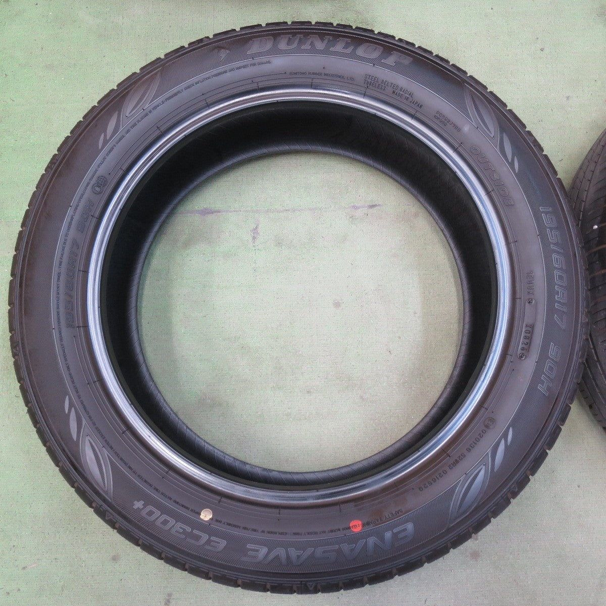 バリ溝！26年！ほぼ10分◎195/60R17 ダンロップ エナセーブ EC300+ タイヤ 17インチ ライズ ロッキー 等◎6083118イノタ