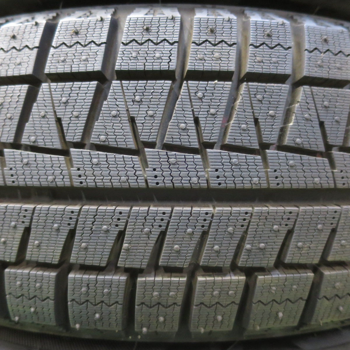 超バリ溝！23年！キレイ！ほぼ10分★スタッドレス 185/60R15 ブリヂストン アイスパートナー2 BALMINUM バルミナ 15インチ PCD100/4H★5103113イス