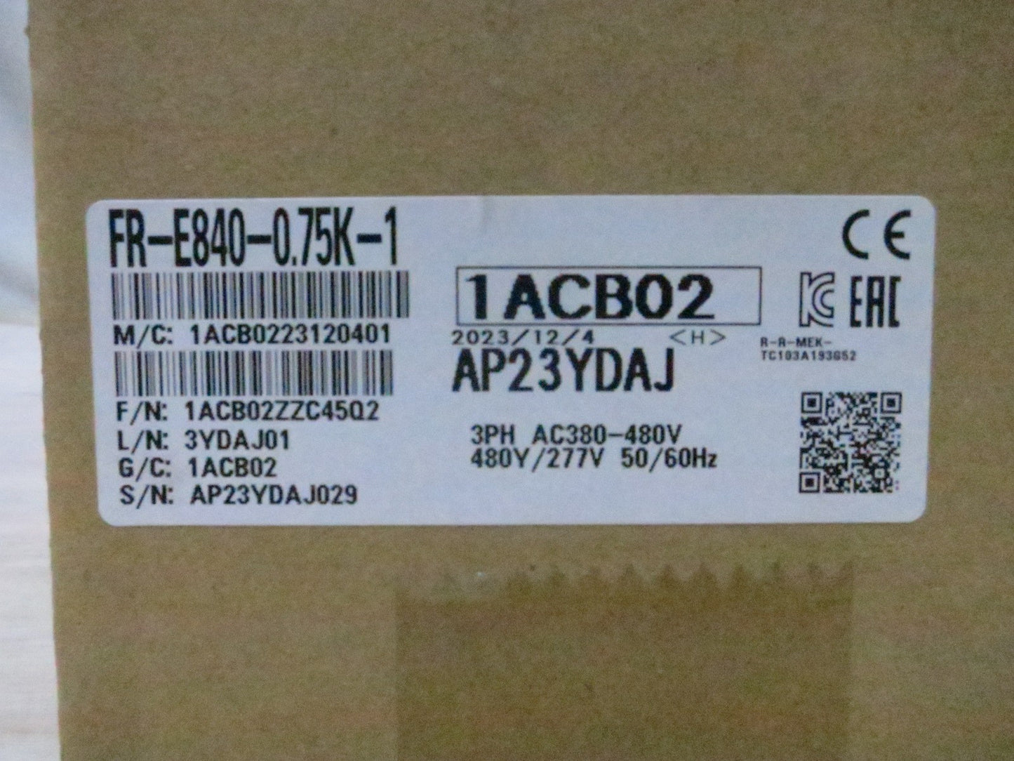 [送料無料] 未使用◆三菱電機 インバータ FR-E840-0.75K-1 2023年製 E800シリーズ 三相 400V 0.75kW◆