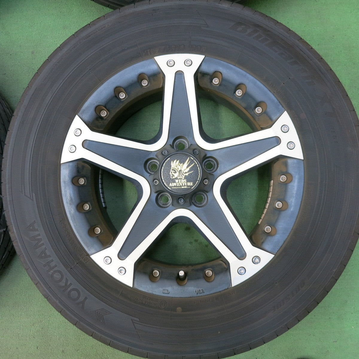 バリ溝！22年！8.5分★215/70R16 ヨコハマ BluEarth-XT AE61 WEDS ADVENTURE ウェッズ アドベンチャー 16インチ PCD114.3/5H★5081804SKノ