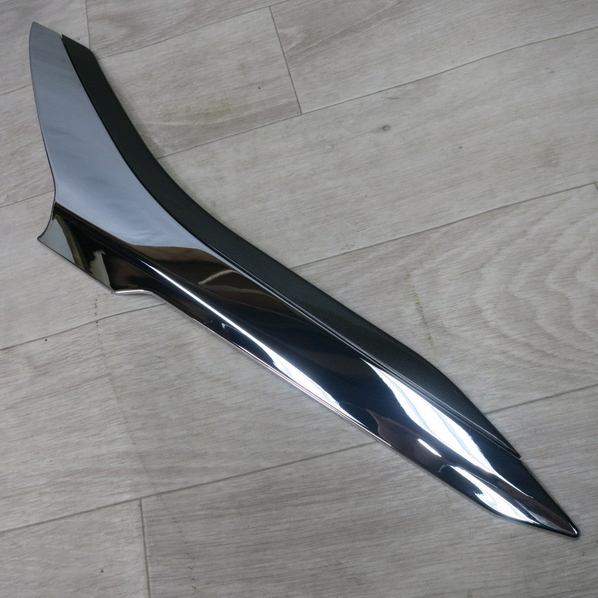 [送料無料] 美品◆ヴェルファイア 30系 社外 ヘッド ライト ガーニッシュ メッキ WK-823-33-L WK-823-33-R メーカー不明◆