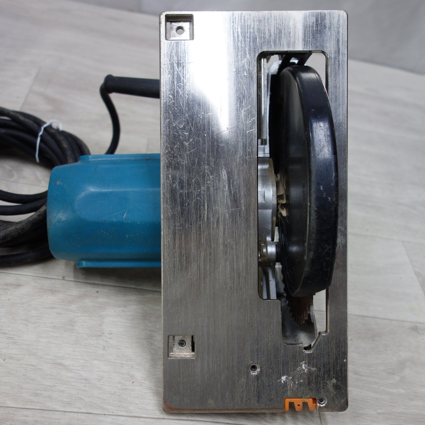 [送料無料] ◆マキタ 190mm マルノコ 100V 5834BA 丸鋸 丸のこ 丸ノコ 木工 切断機 電動 工具◆