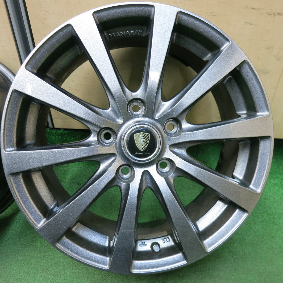 [送料無料] キレイ★MANARAY SPORT マナレイ スポーツ 16インチ ホイール 16×6.5J PCD114.3/5H★5031409SYホ