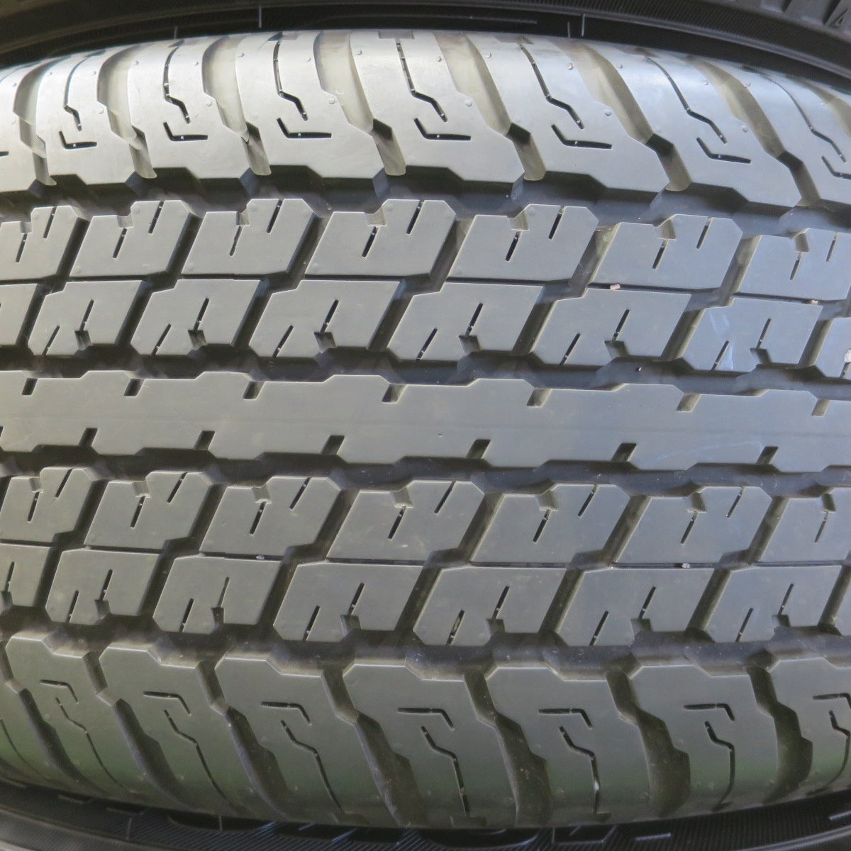 ほぼ未使用！24年！美品★Granverd Elan 265/60R18 ヨコハマ ジオランダー G94 G94AV グランヴァード エラン 18インチ PCD139.7/6H★6041808イノ