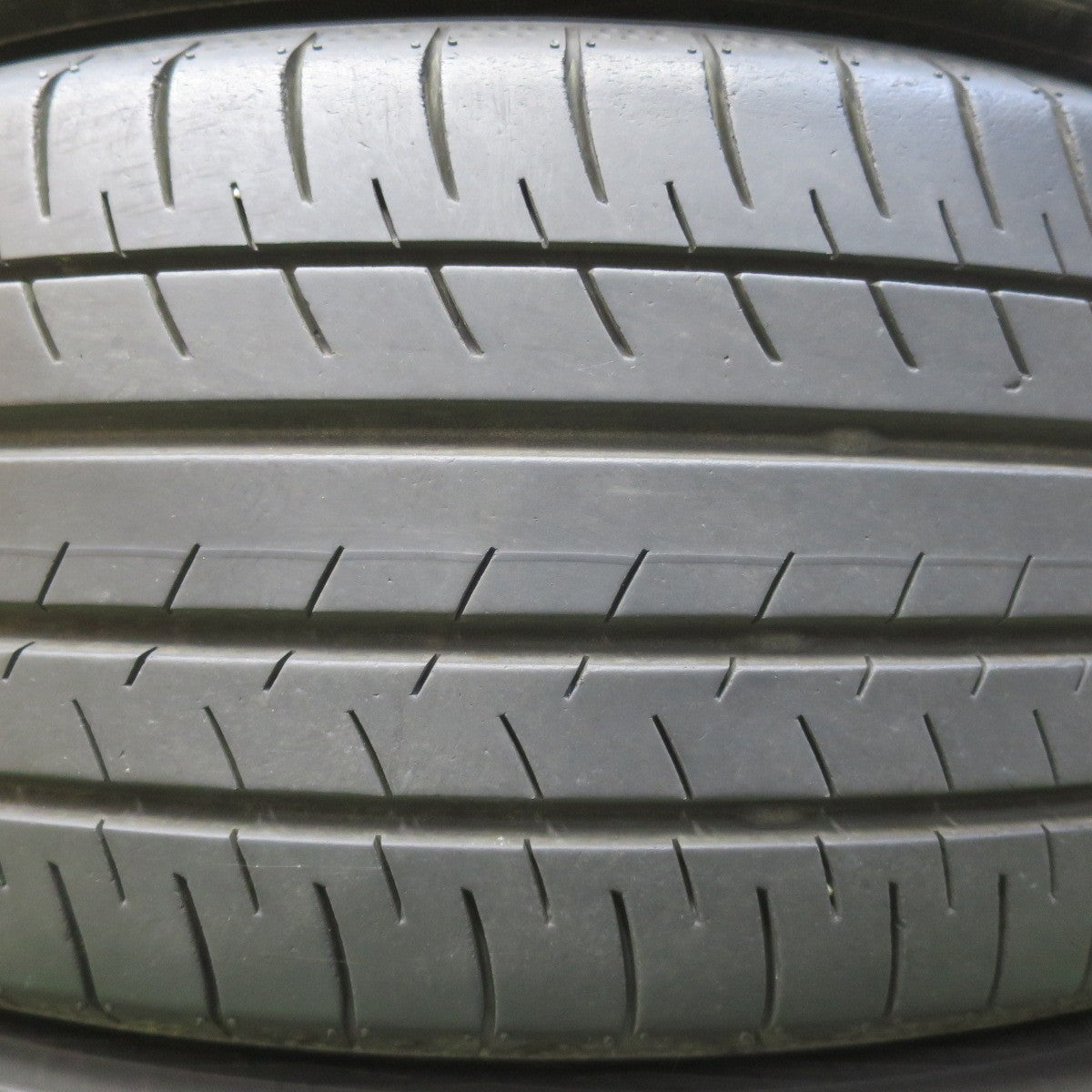 バリ溝！23年！8.5分★195/50R19 ヨコハマ BluEarth-GT AE51 AE51J タイヤ 19インチ 60系 プリウス 等★6051601イノタ