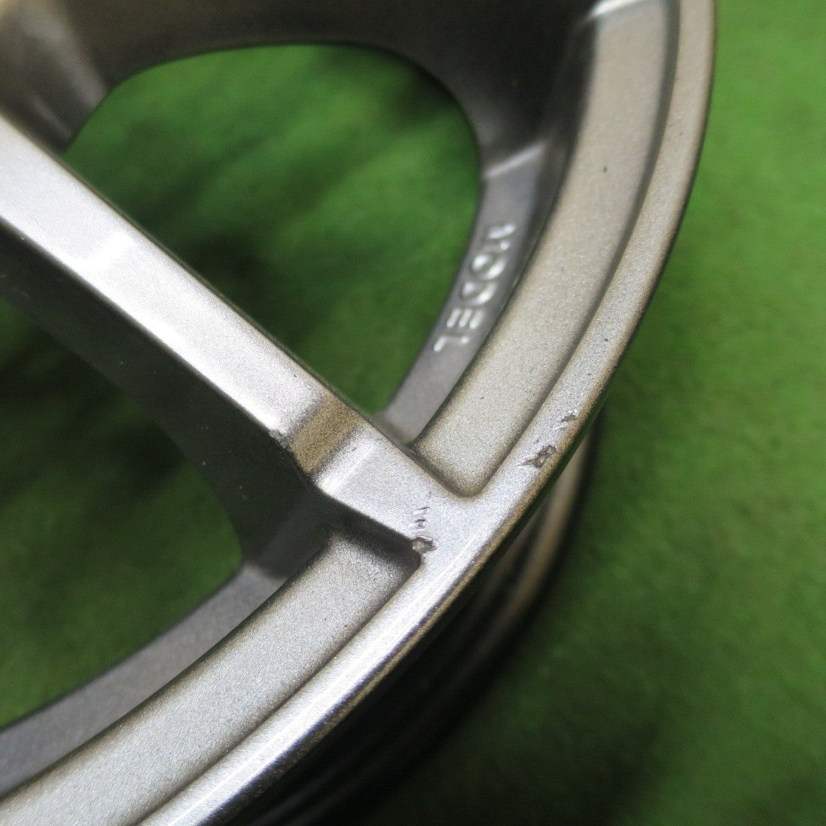 キレイ★SCHNEIDER ATECH 14インチ ホイール シュナイダー エーテック 14×4.5J PCD100/4H★6030905NGホ