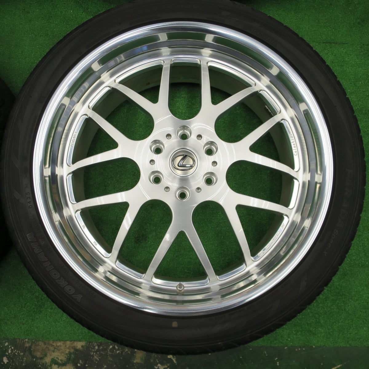 バリ溝！25年！キレイ！9.5分以上★レクサス LX 等 ELFORD セレスティアル 305/35R24 ヨコハマ PARADA Spec-X エルフォード 24インチ PCD139.7/6H★5122901NKノ