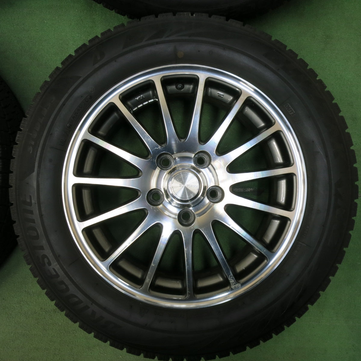 [送料無料] バリ溝！20年！9.5分★スタッドレス 195/65R16 ブリヂストン ブリザック VRX2 ECO FORME エコフォルム 16インチ PCD114.3/5H★4122708SYス