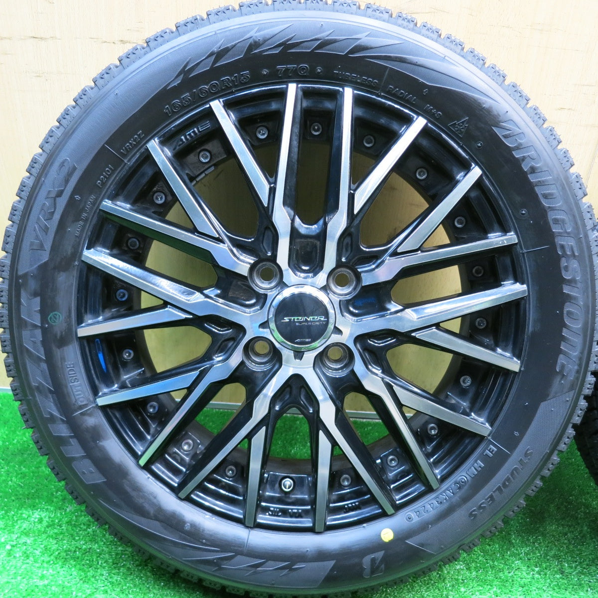 未使用！24年★STEINER SUPERIORITY AME 165/60R15 スタッドレス ブリヂストン ブリザック VRX2 シュタイナー 15インチ 軽サイズ ハスラー 等 PCD100/4H★5102502HAス