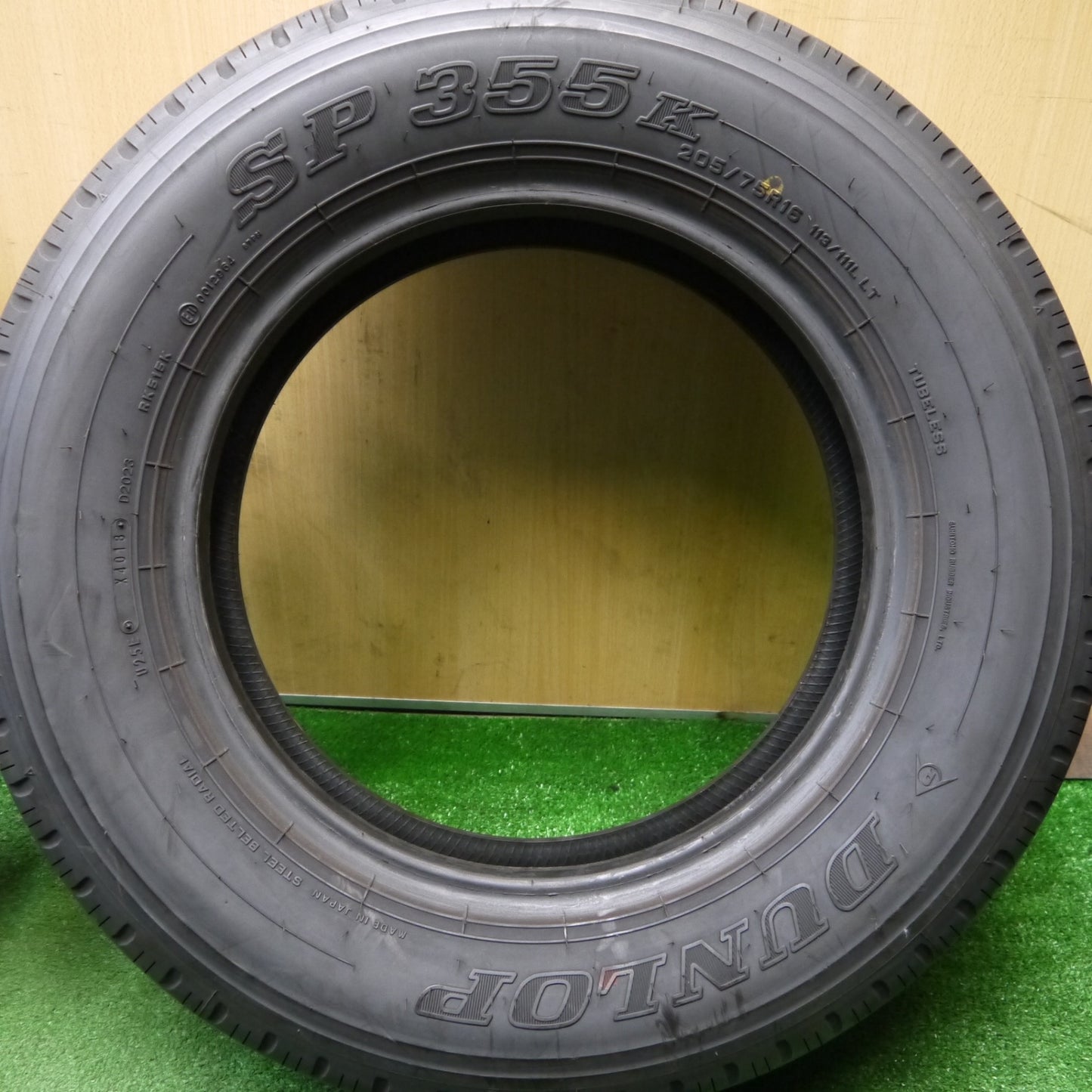 バリ溝！8.5分！6本★トラック タイヤ 205/75R16 113/111L ダンロップ SP355K 16インチ★5120901Hノタ
