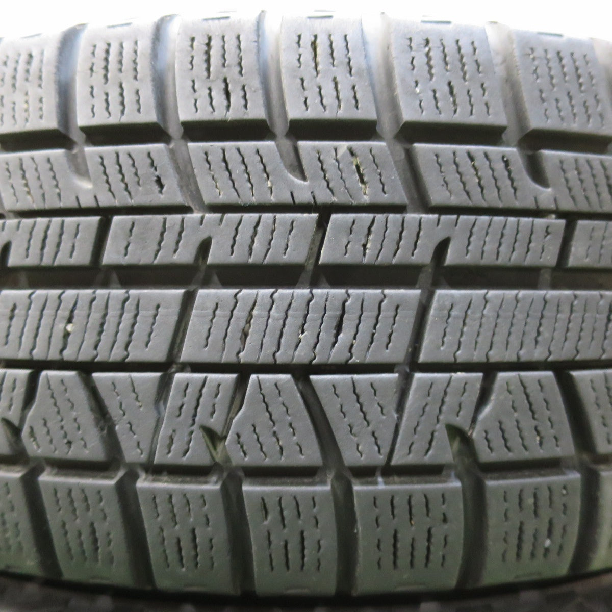 [送料無料] バリ溝！8.5分★スタッドレス 165/55R14 ヨコハマ アイスガード iG50 プラス VAGGIO 14インチ 軽自動車 ワゴンR ムーヴ 等 PCD100/4H★5033102イス