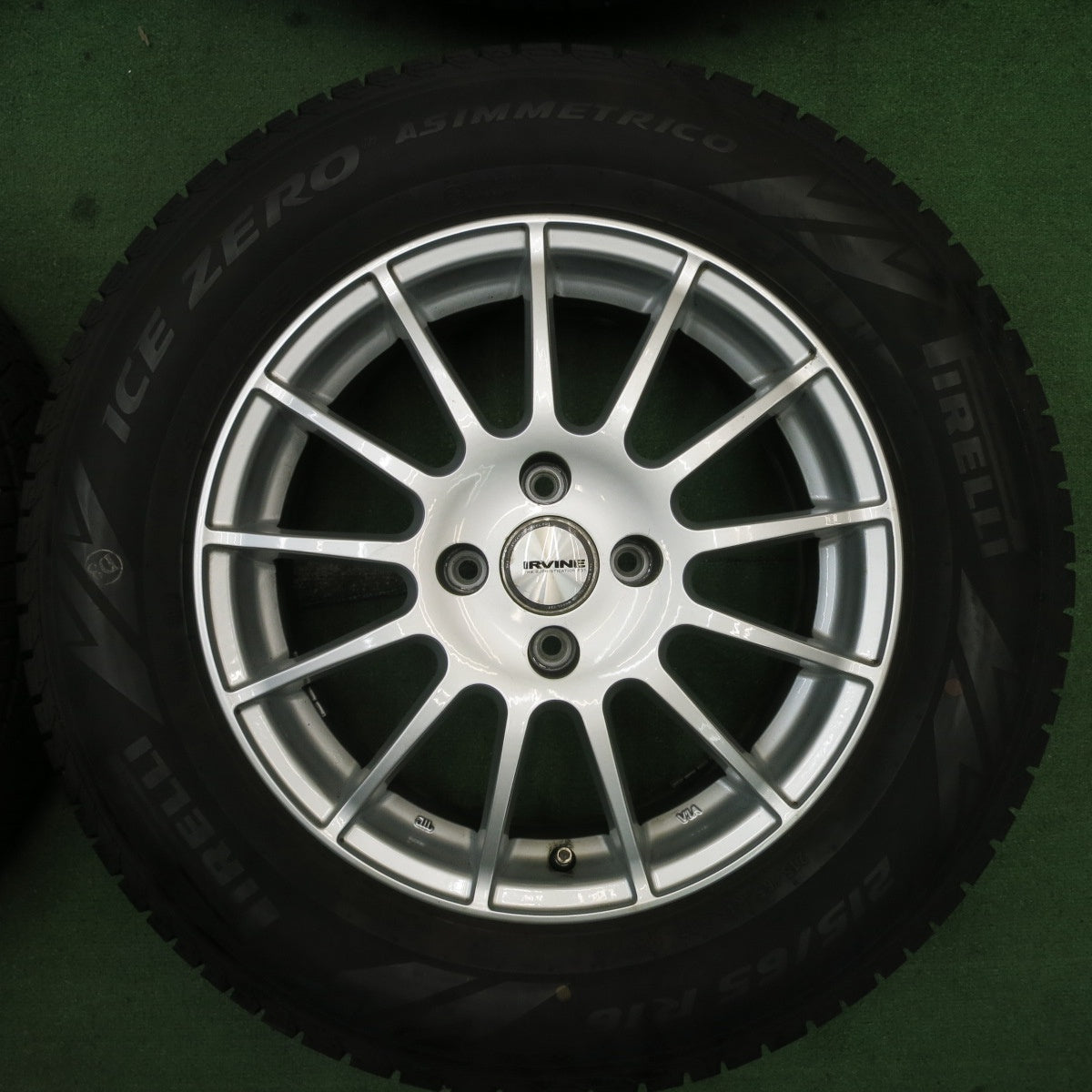 バリ溝！22年！9分★シトロエン 等 IRVINE F01 215/65R16 スタッドレス ピレリ アイスゼロ アシンメトリコ アーヴィン 16インチ PCD108/4H★5052001TNス