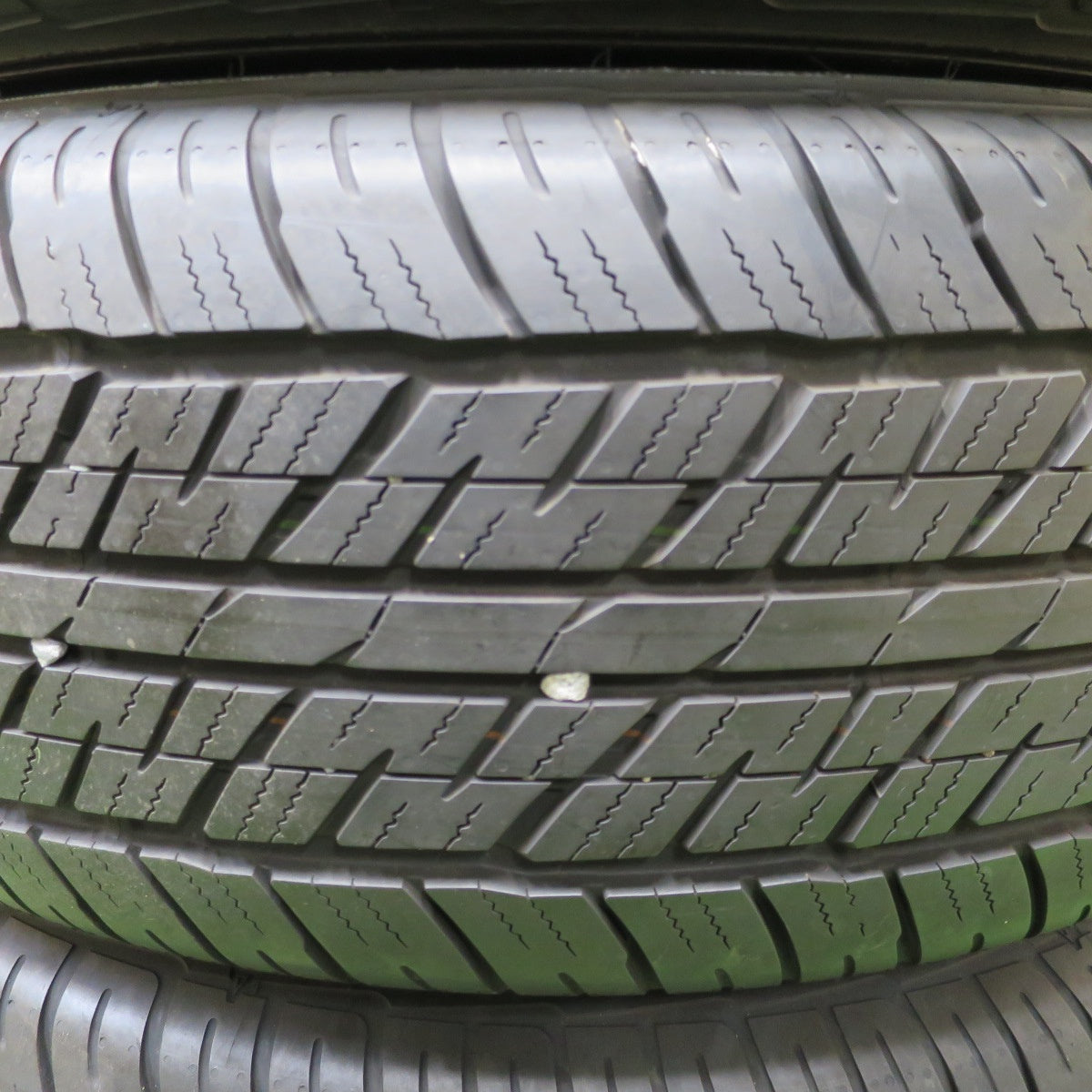 バリ溝！23年！9.5分★265/65R18 ダンロップ AT23 グラントレック タイヤ 18インチ ランクル 250 300 レクサス GX LX 等★6021801NGノタ