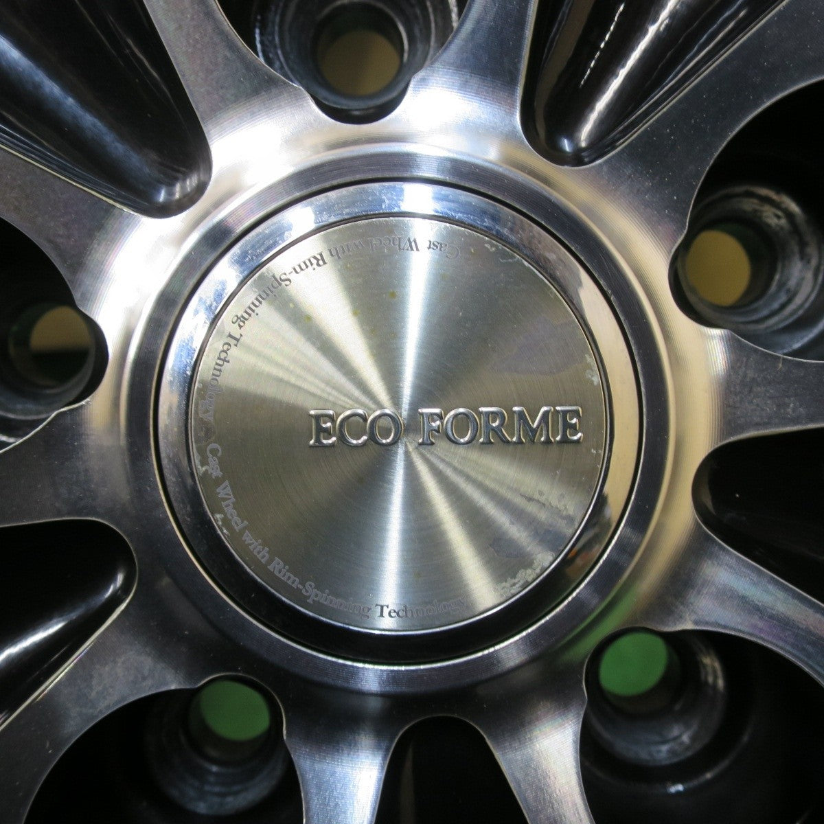バリ溝！キレイ！9.5分★スタッドレス 215/55R17 ブリヂストン アイスパートナー ECO FORME エコフォルム 17インチ PCD114.3/5H★5021711イス
