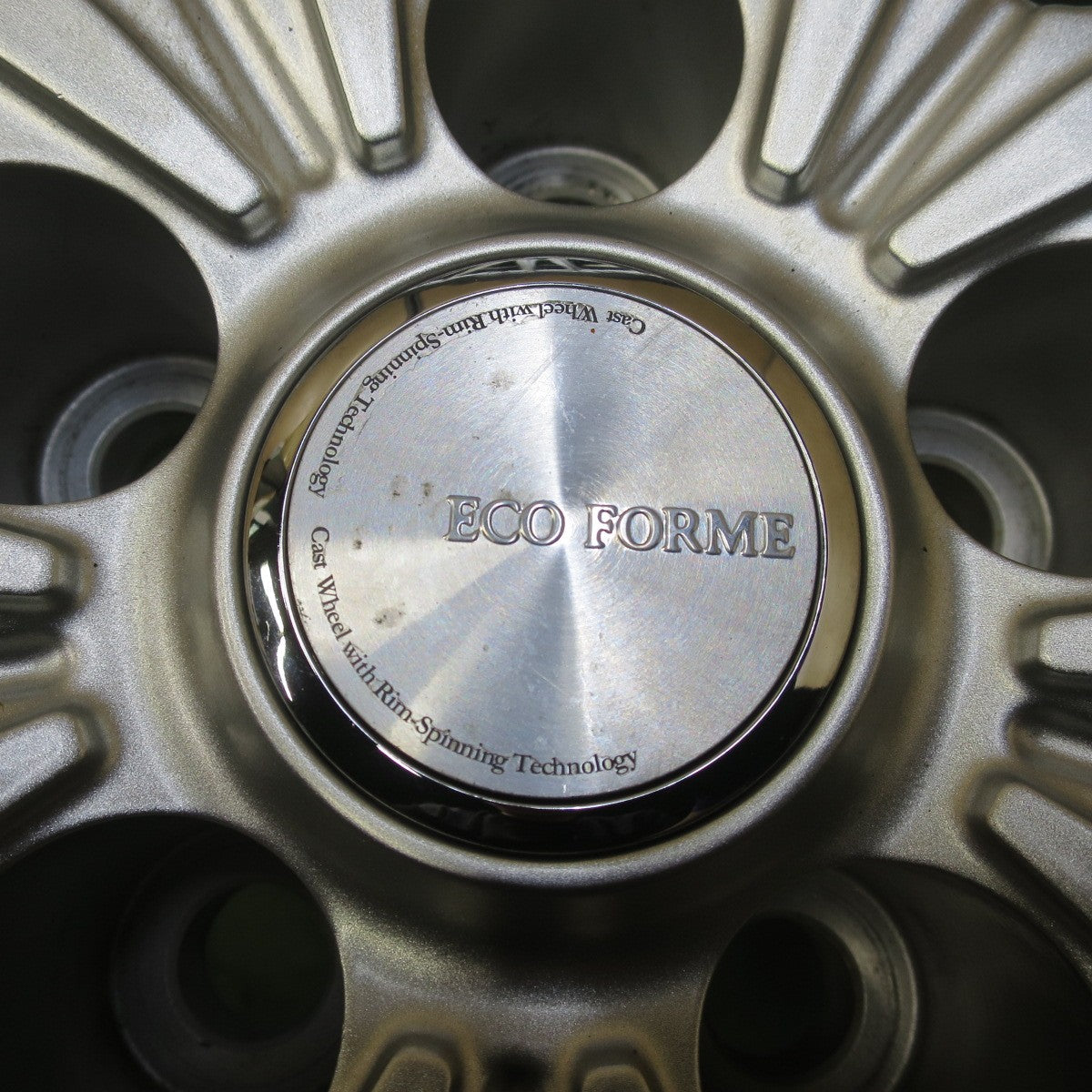 バリ溝！22年！キレイ！9.5分◎スタッドレス 215/55R17 ケンダ KR36 アイステック ネオ ECO FORME エコフォルム 17インチ PCD114.3/5H◎6080510IMス