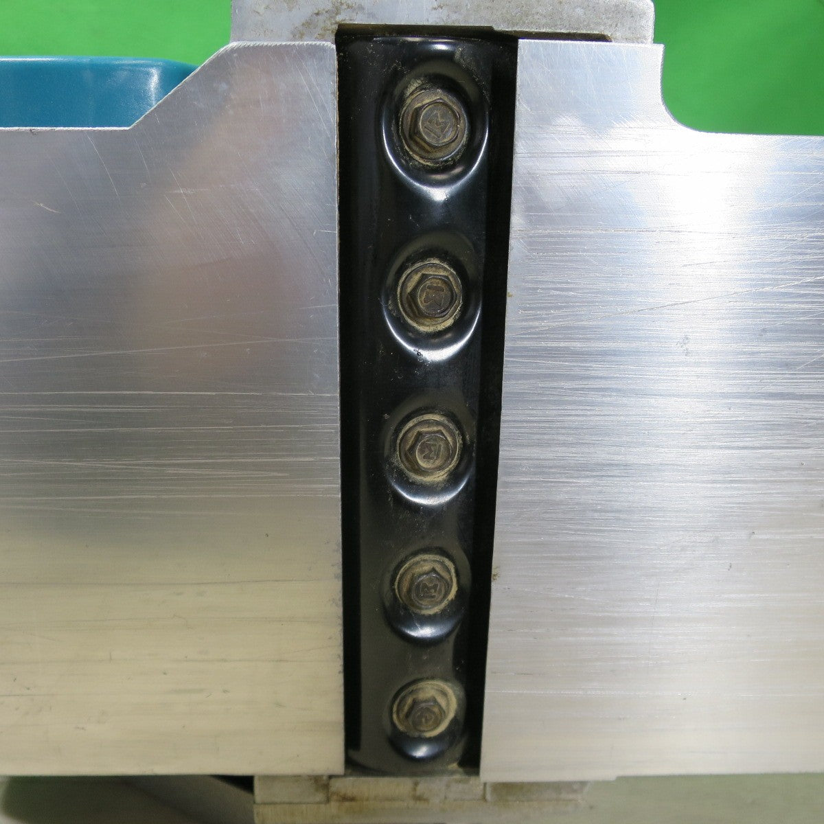 [送料無料] ☆マキタ 電気 カンナ 170mm 1806B 電動 工具 コード式 DIY 研摩 研磨 機 切削 かんな 鉋 Makita☆