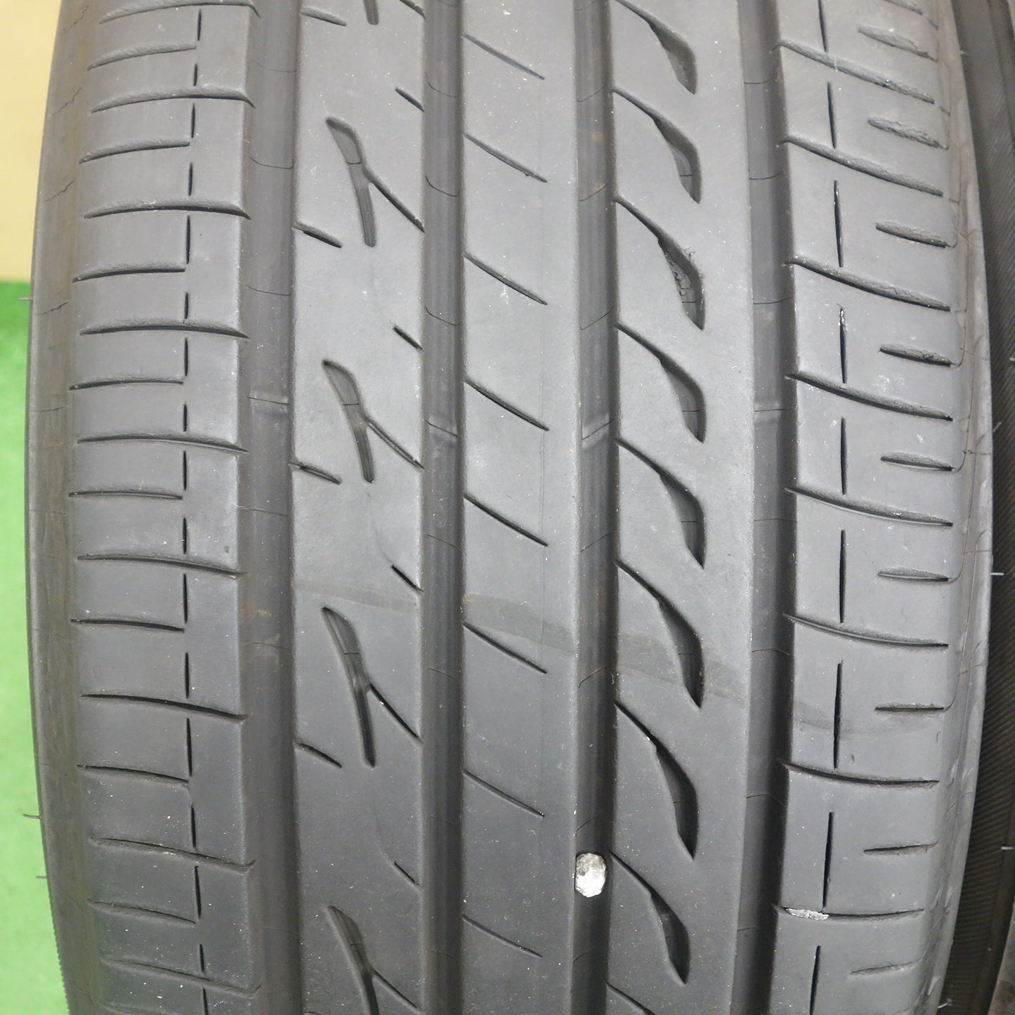 バリ溝！24年！9.5分★225/45R18 ブリヂストン レグノ GR-XⅢ GR-X3 タイヤ 18インチ クラウン ヴォクシー レヴォーグ 等★6071302KTノタ