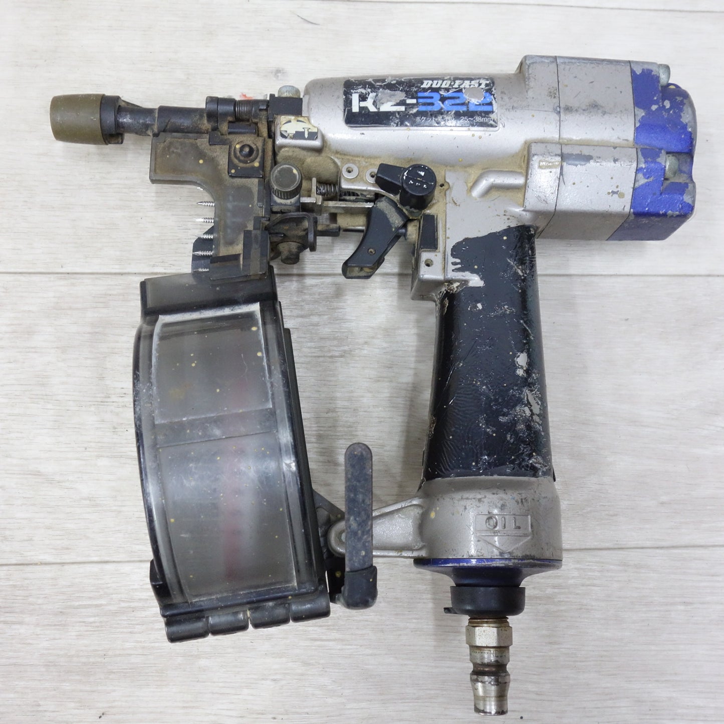 [送料無料] ◆兼松 38mm 常圧 釘打機 ポケット ネイラ DUO FAST KZ-322 ケース付き 釘打ち機 カネマツ エア 工具◆