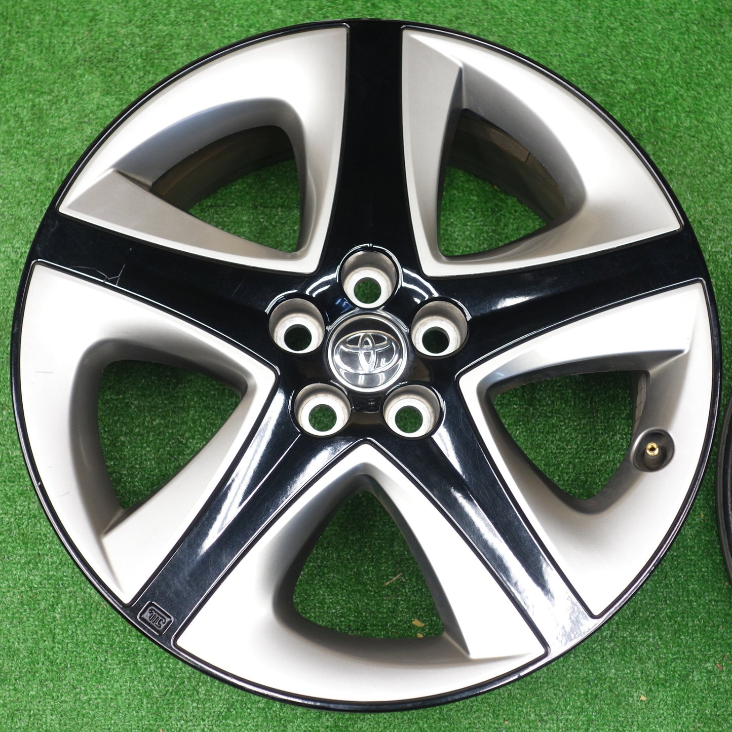 4本価格★トヨタ 50系 プリウス ツーリング 純正 ホイール 17インチ 17×7J PCD100/5H★5120301KTホ