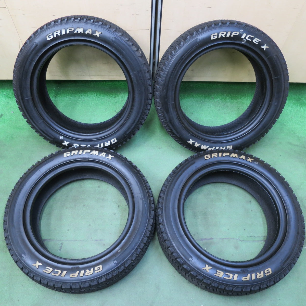 未使用！21年★スタッドレス 165/65R15 グリップマックス GRIP ICE X ホワイトレター タイヤ 15インチ タフト ソリオ デリカD:2 等★5102511イスタ