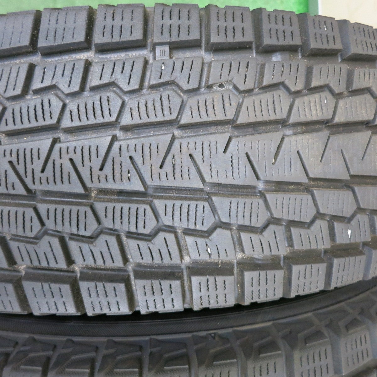 *送料無料* バリ溝！キレイ！9.5分★ジムニー等 KEELER 195/80R15 スタッドレス ヨコハマ アイスガード G075 キーラー PCD139.7/5H★4040307TNス
