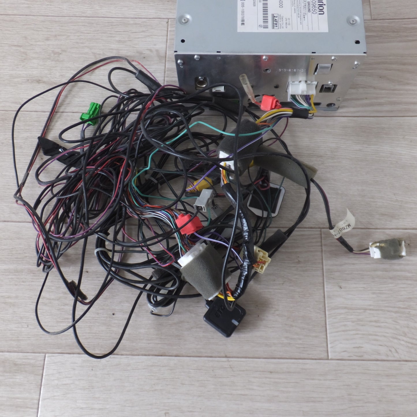 [送料無料] 現状品★クラリオン製 マツダ 純正 メモリーナビゲーション MZ609650 GCX515 セキュリティロック[29]★