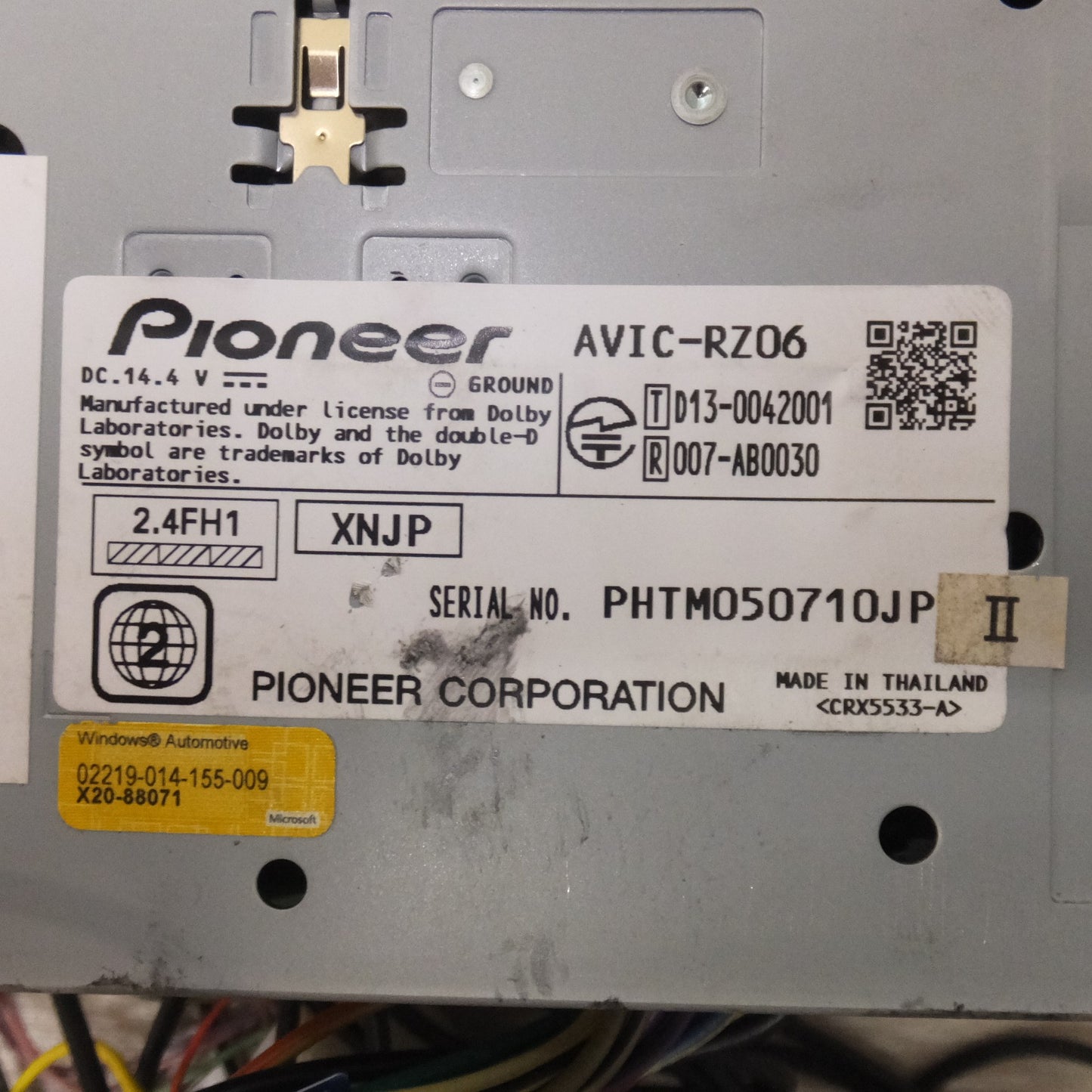 [送料無料] ★カロッツェリア carrozzeria AV一体型メモリーナビゲーション 楽ナビ AVIC-RZ06　DENSO ETC車載器 DIU-9500　セット[27]★