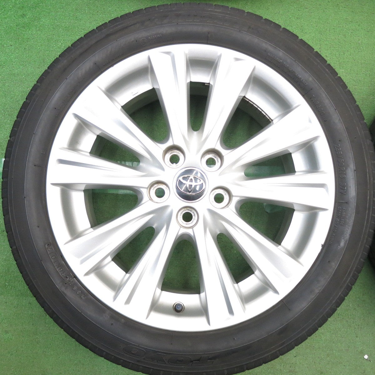 キレイ◎トヨタ 30系 アルファード ヴェルファイア 純正 235/50R18 トーヨー トランパス R30 18インチ PCD114.3/5H◎6091307HAノ