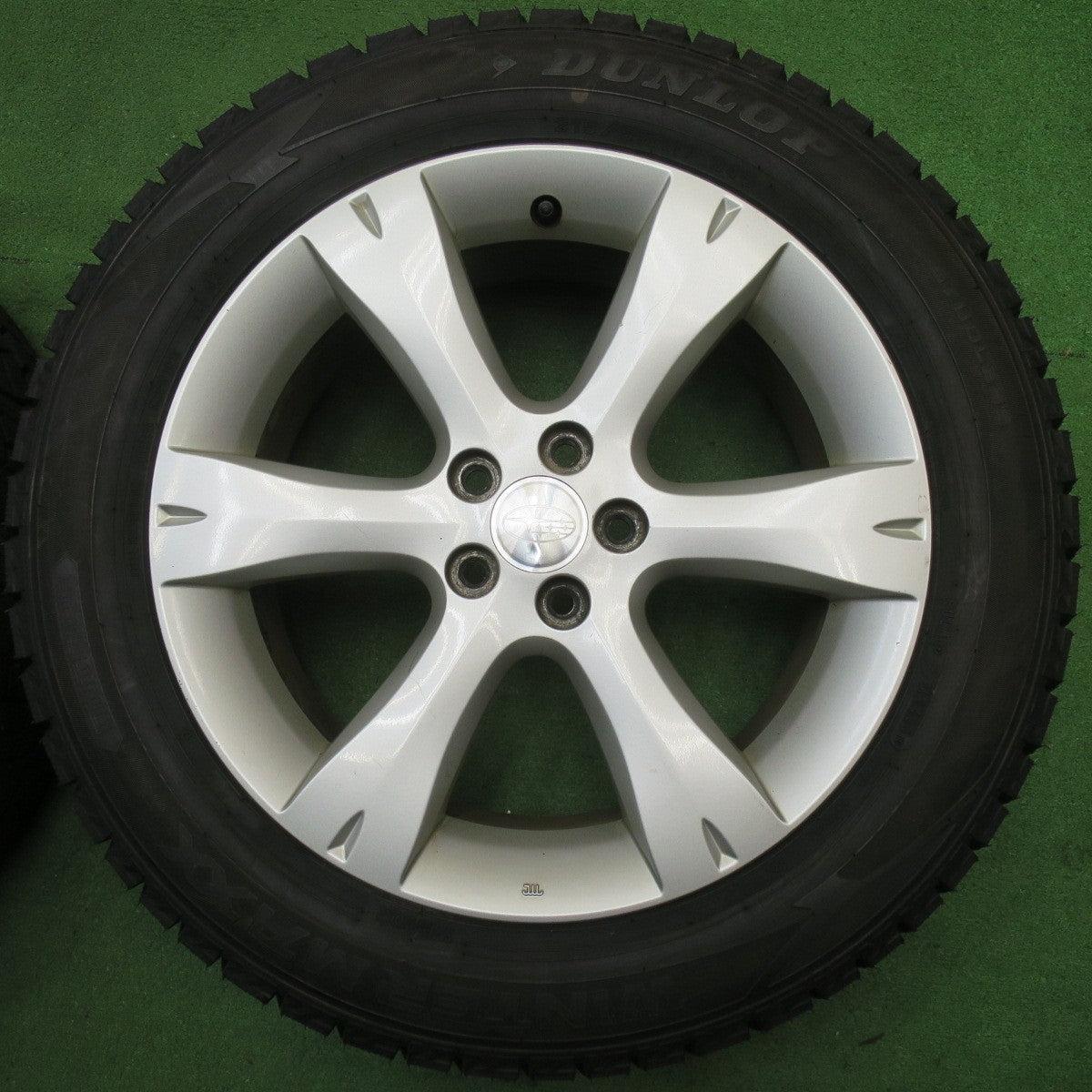 ほぼ未使用！23年★スバル レガシィ 純正 215/55R17 スタッドレス ダンロップ ウインターマックス WM02 17インチ PCD100/5H★6033101NJス